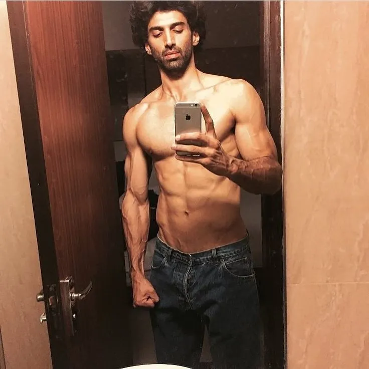 Aditya Roy Kapoor workout