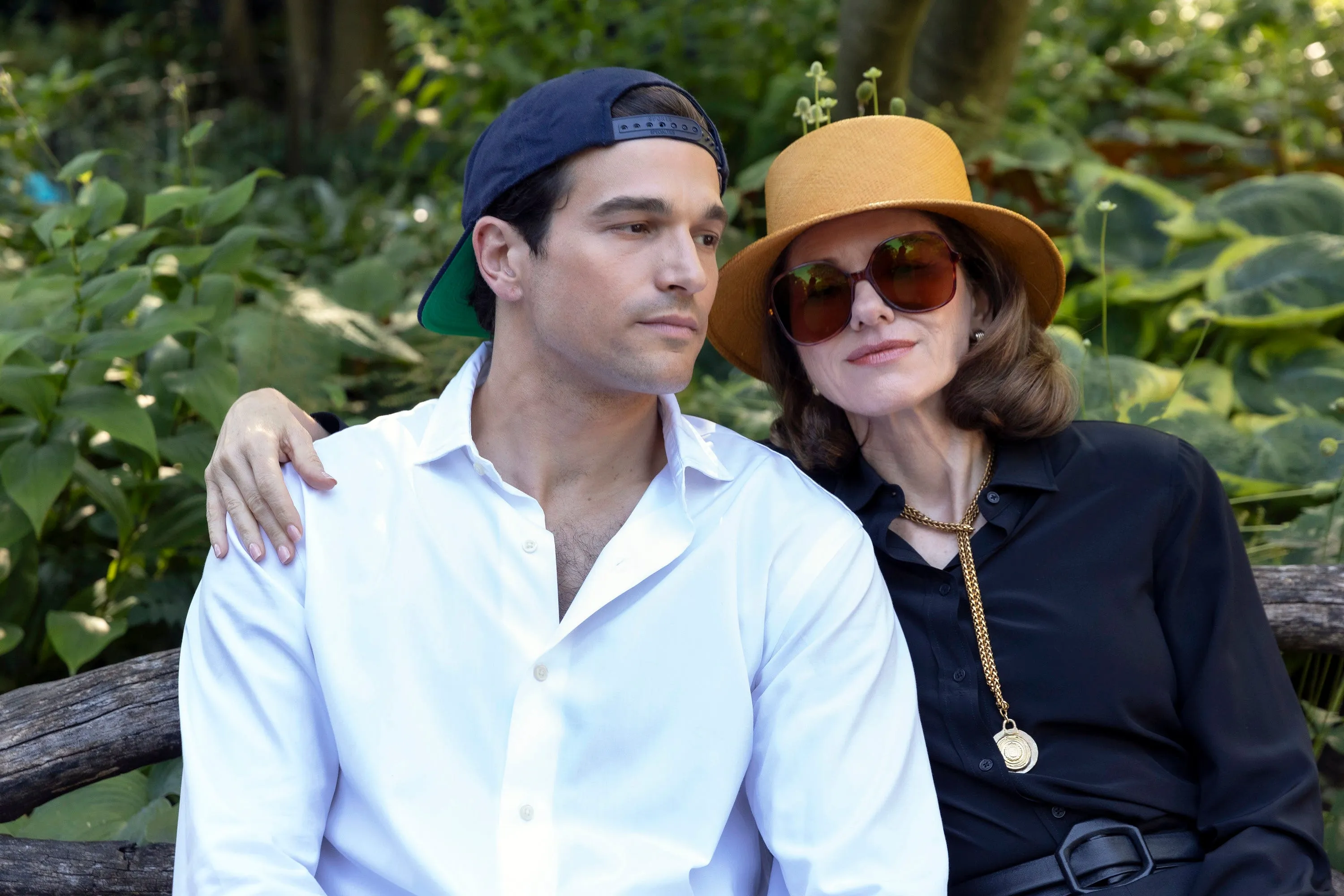 fx's love story john f kennedy jr  carolyn bessette  "pilot"  season 1, episode 1 airs thurs, february 12  pictured lr paul anthony kelly as john f kennedy jr, naomi watts as jackie kennedy onassis cr eric liebowitzfx