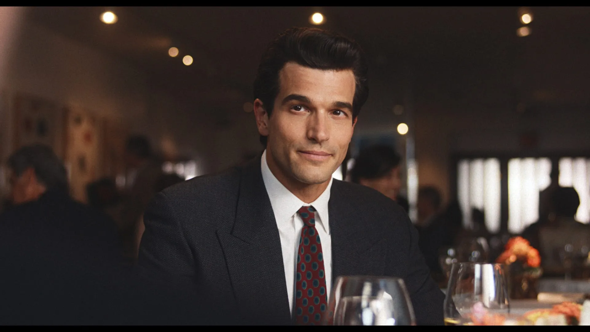 fx's love story john f kennedy jr  carolyn bessette  "the pools party"  season 1, episode 2 airs thurs, february 12  pictured paul anthony kennedy as john f kennedy jr cr fx