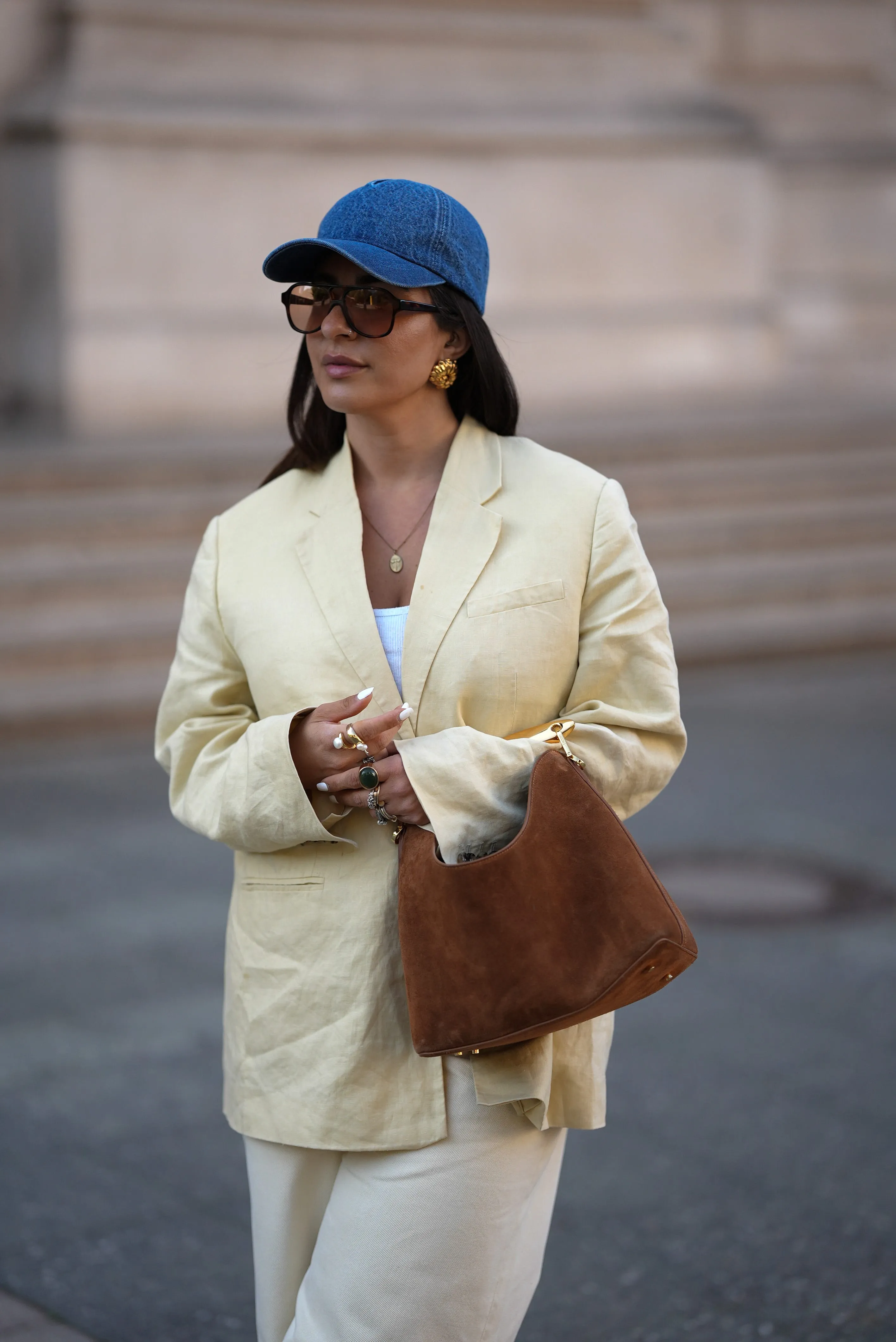 denim baseball cap outfit street style