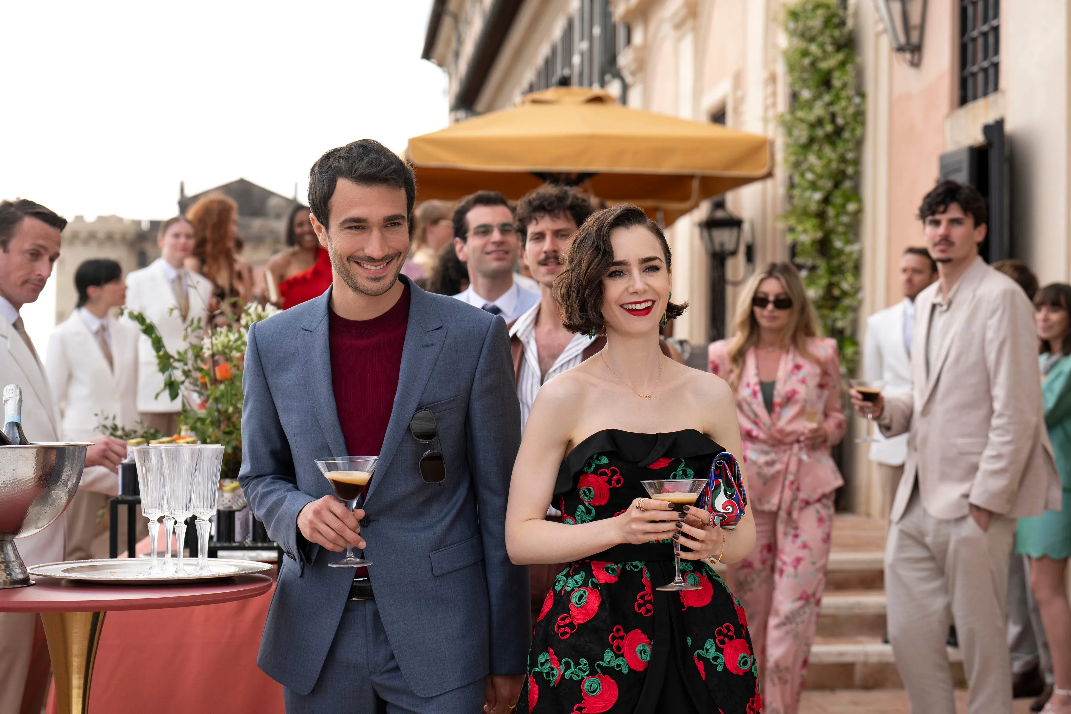 emily in paris. (l to r) eugenio franceschini as marcello, lily collins as emily in episode 502 of emily in paris. cr. giulia parmigiani/netflix &copy; 2025