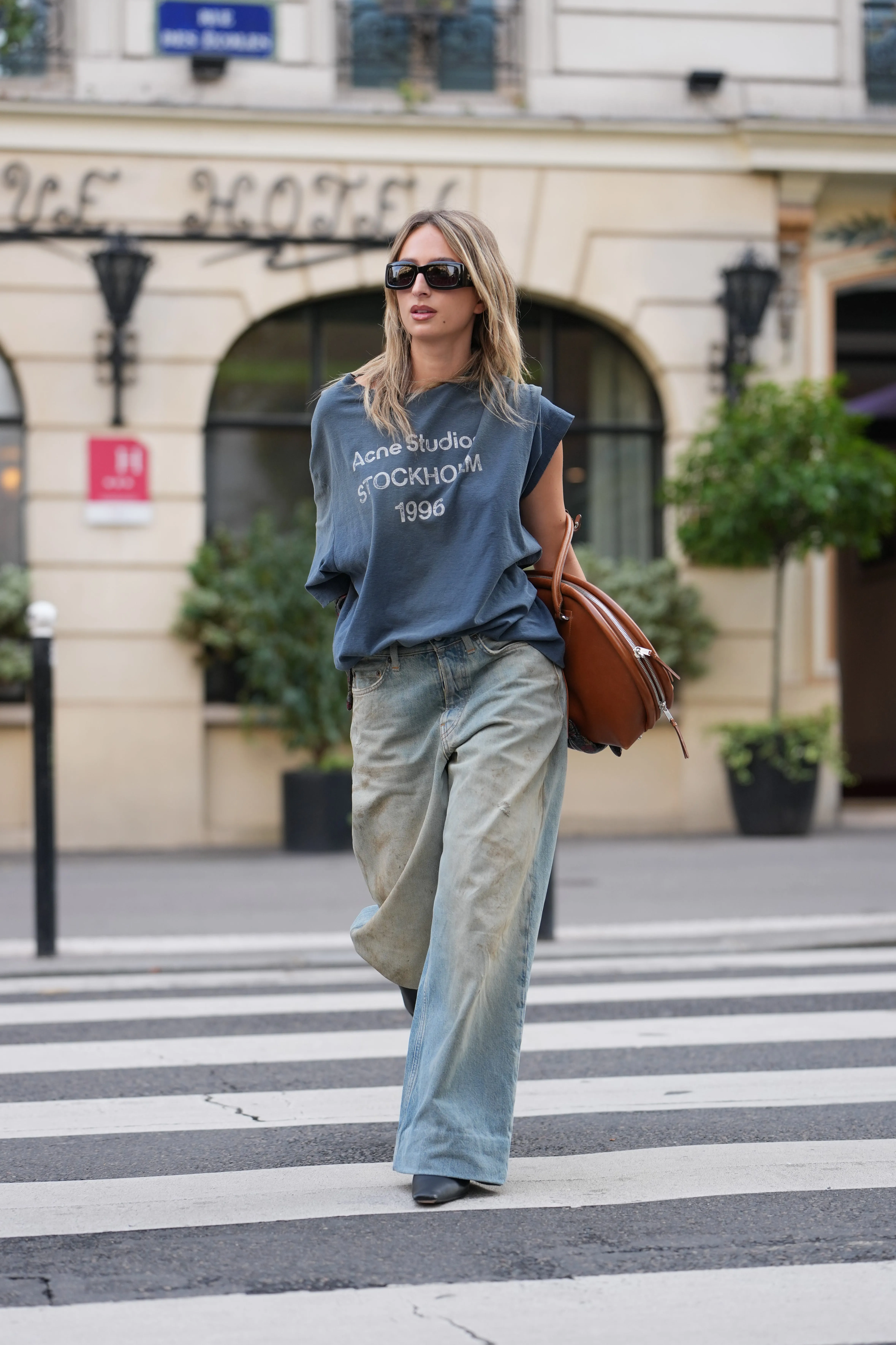street style paris fashion week womenswear spring summer 2026 day two