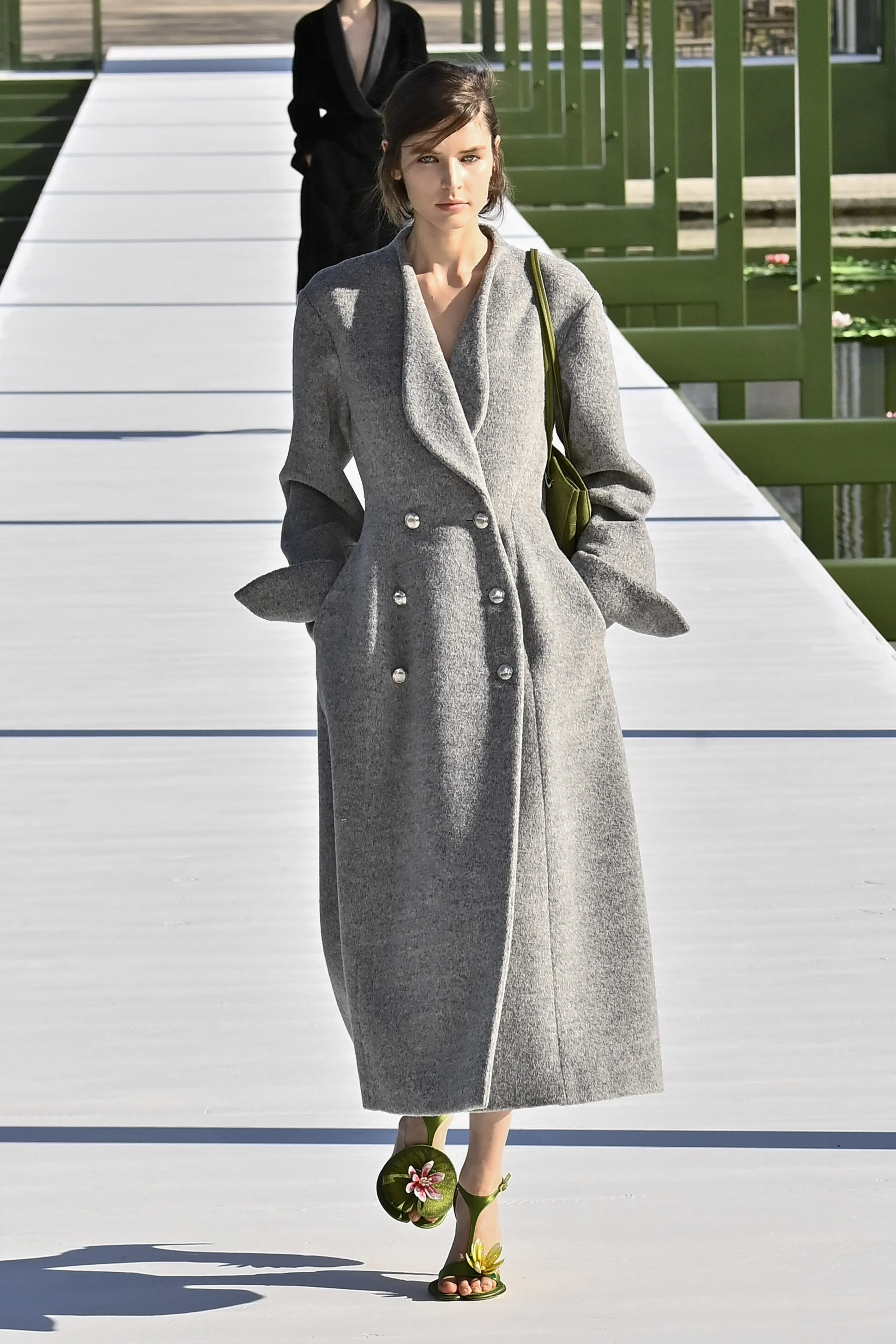 christian dior runway paris fashion week womenswear fall/winter 2026 2027