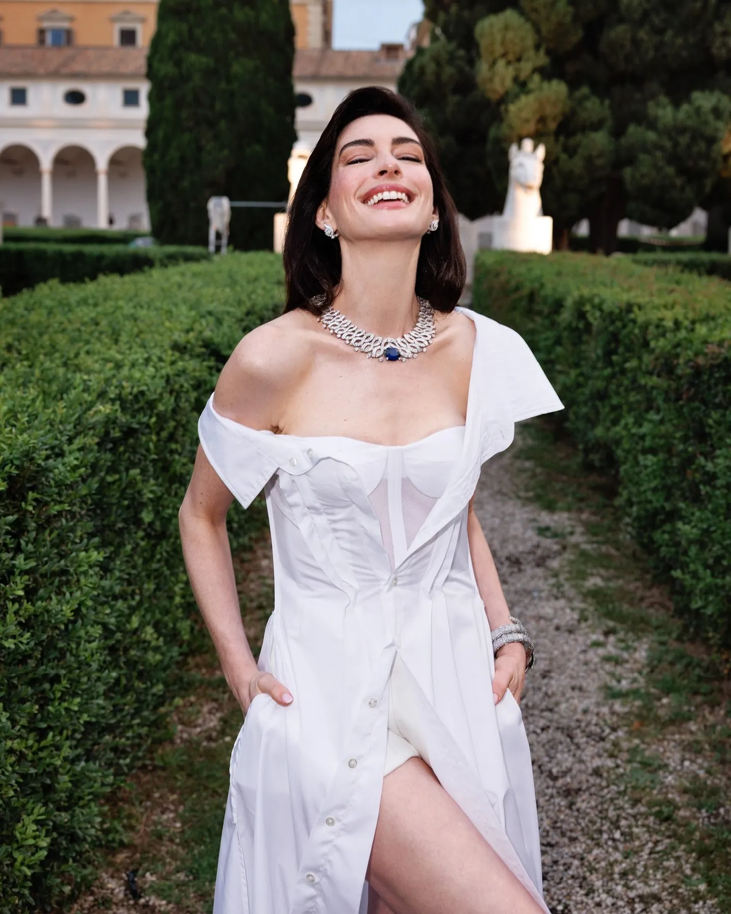 Anne Hathaway on X: "How do you say "Mother" in your language?✨ #AnneHathaway https://t.co/TJjuxAHGjp" / X