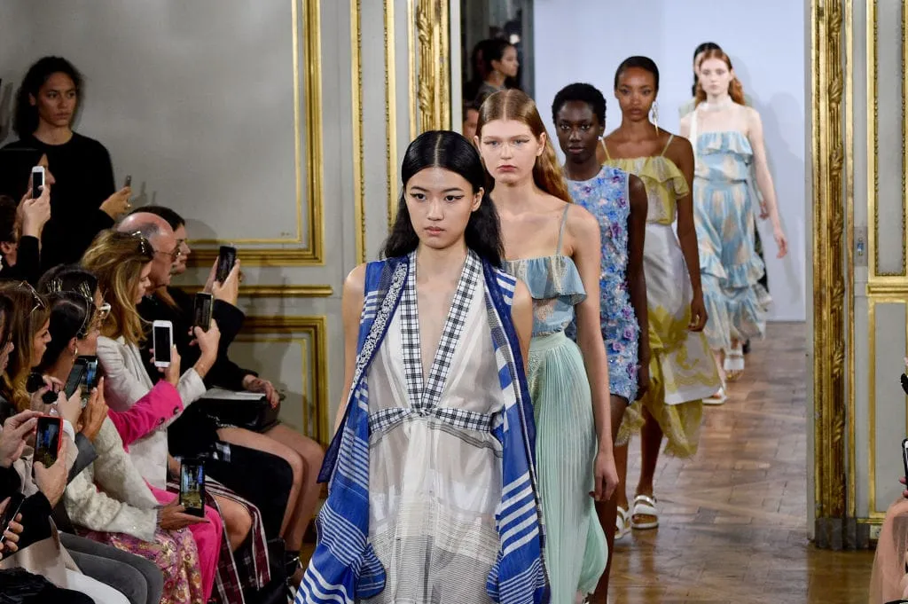 Designers are experimenting with the traditional Jamdani in Indian fashion