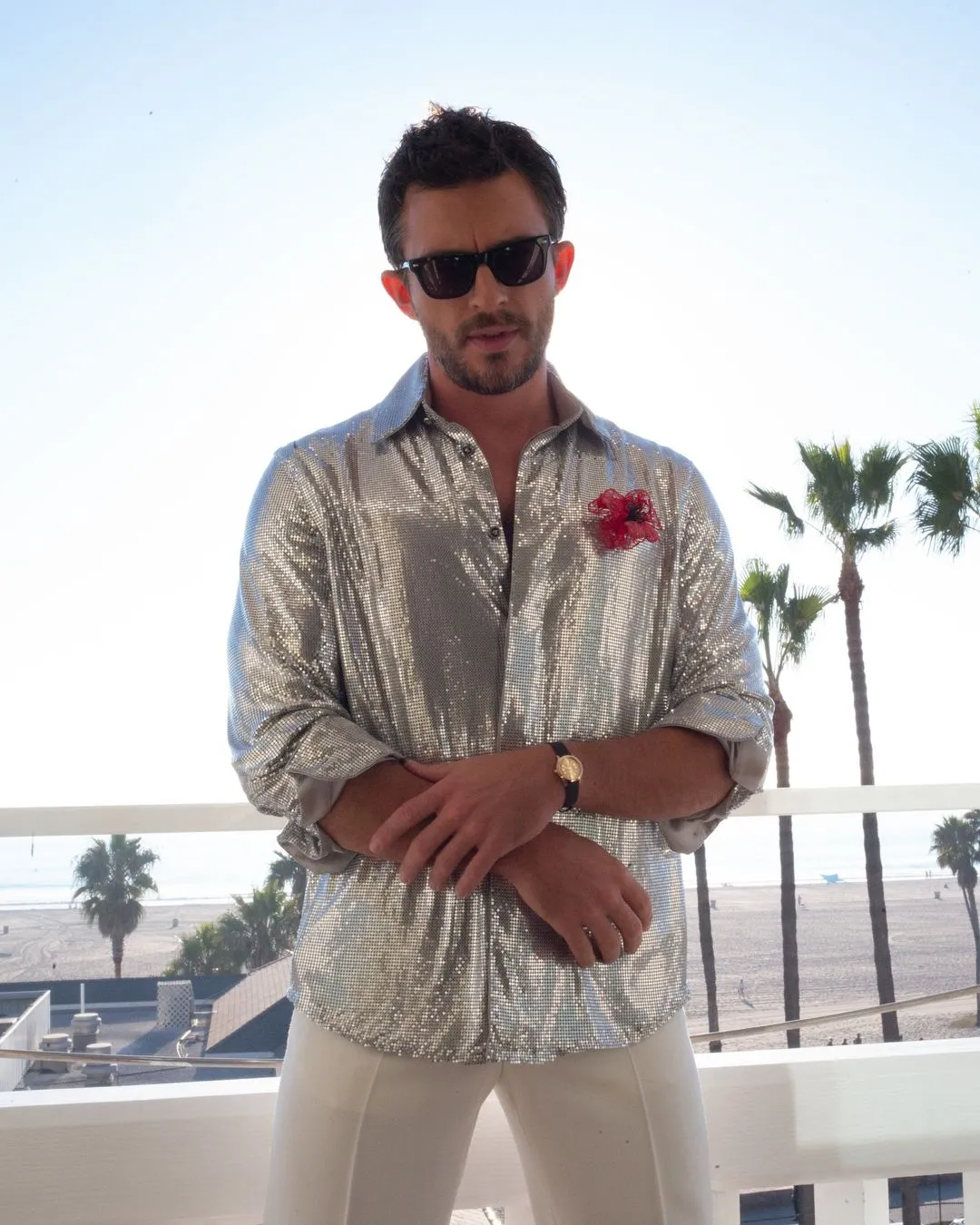 Jonathan Bailey Has Been Working His Wicked Charm On The Red Carpet