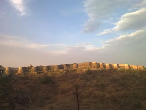 The first view of the great fort at Kumbhalgarh