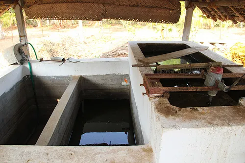 4-tank system used to ferment and filter cow dung manure