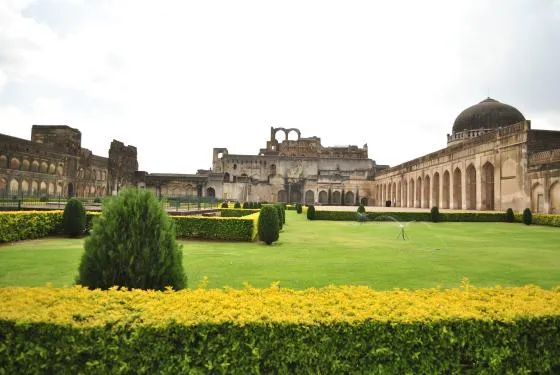 fort, bidar, Sola Khamba Masjid