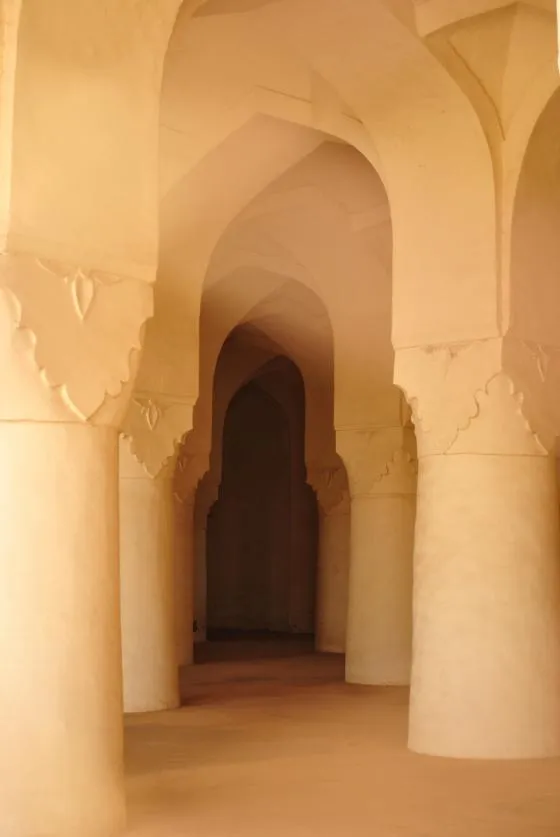Sola Khamba Masjid, Bidar