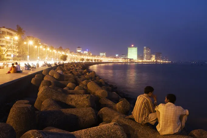 mumbai marine drive