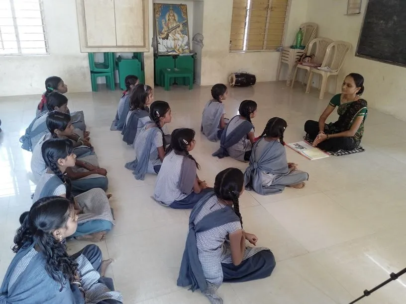 The students not only learn the poems faster but also enjoy the classes more.