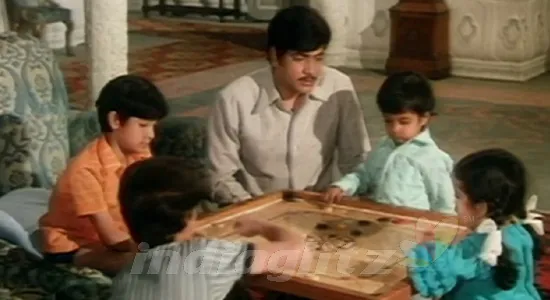 Jeetendra as a teacher in Parichay.