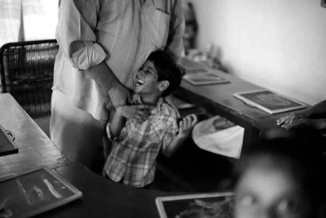In severe cases of mental retardation as I was told by the teacher (handing this child), many cannot learn any subjects but may be capable of learning basic self-care habits. This child’s mental condition includes severe ADHD.