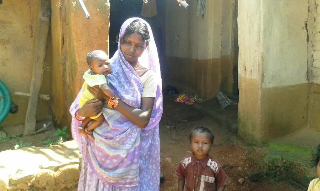 Savitri Devi, a farmer from Jhanji village in Jharkhand’s Deoghar, has been able to successfully incorporate Sustainable Integrated Farming Systems (SIFS) techniques on her small plot to produce bumper crops of maize, paddy, chickpea, millets and potatoes. (Saadia Azim\ WFS)