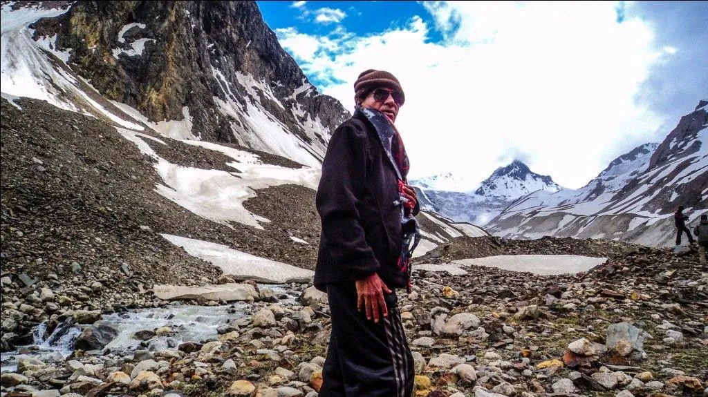 Shankar Ji carries all his stuff himself.