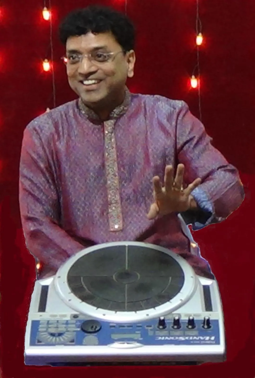 Jaywant Utpat has performed with some of the most renowned artists of Indian music industry.