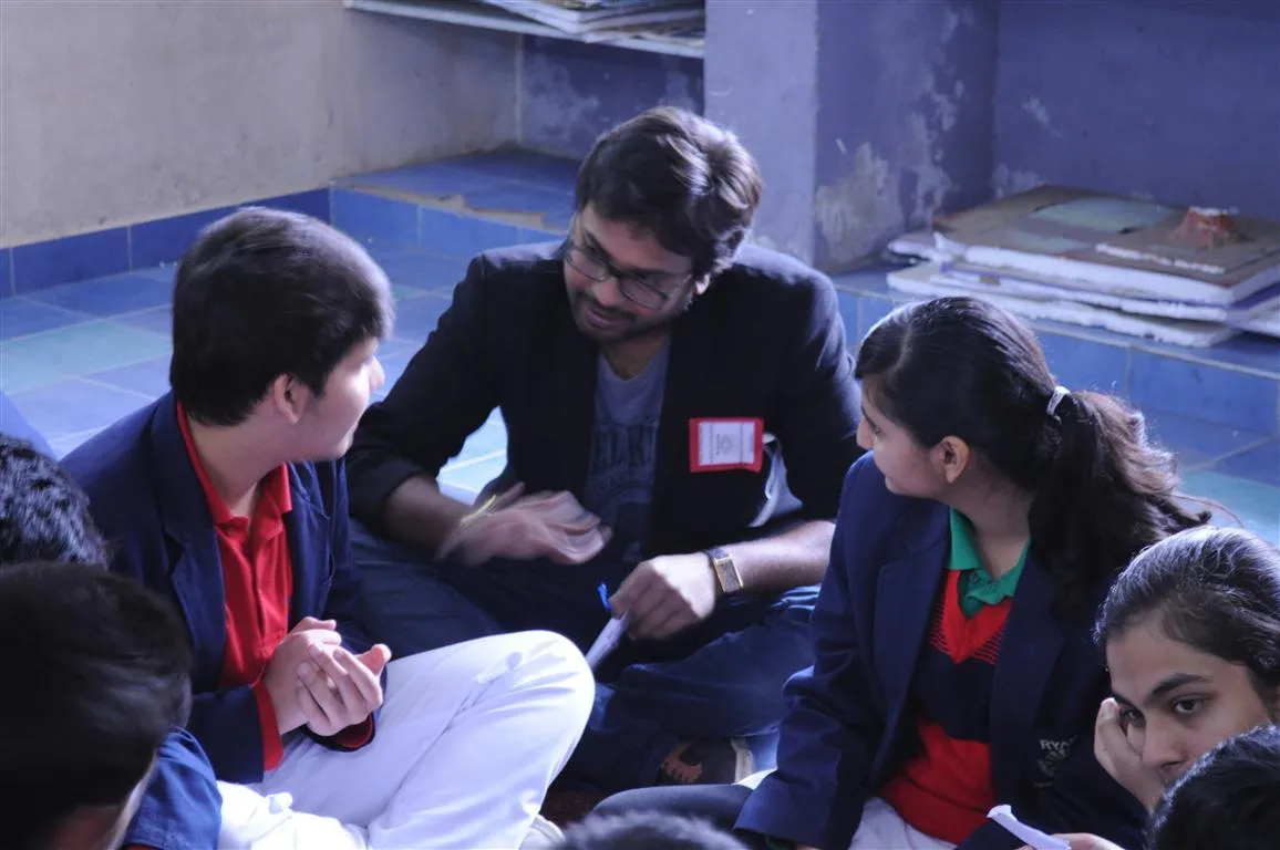 Abhinav talking to students of Ryan International School, Gurgaon about gender differences and street harassment and helping them share and build perspective on the issue