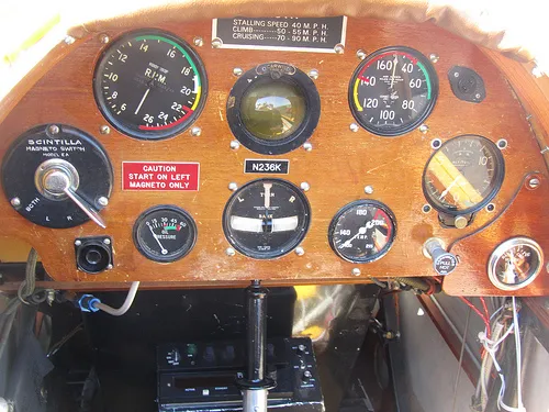Dehavilland Gypsy Moth Cockpit - 1929
