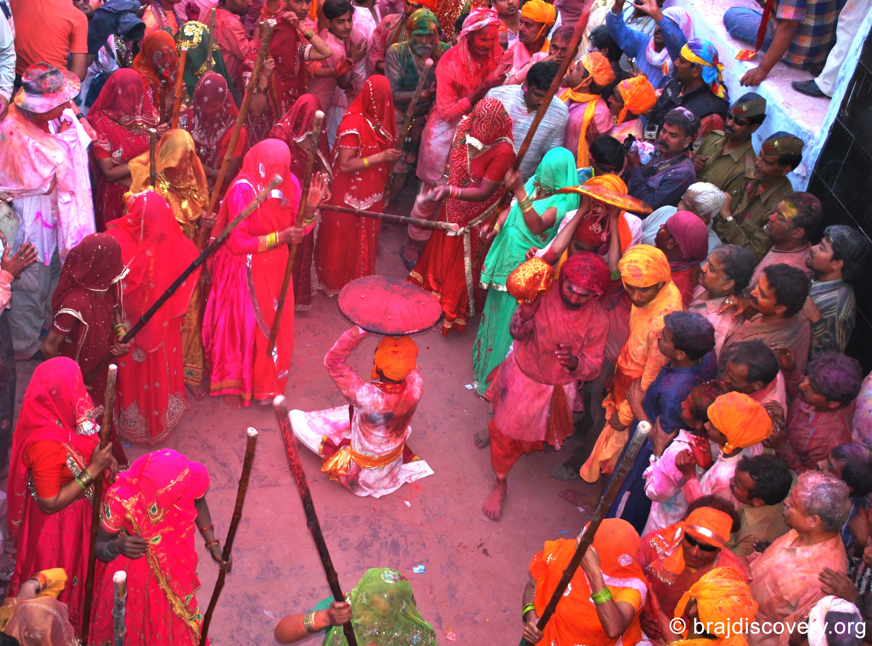 Lathmar-Holi-Barsana-Mathura-23