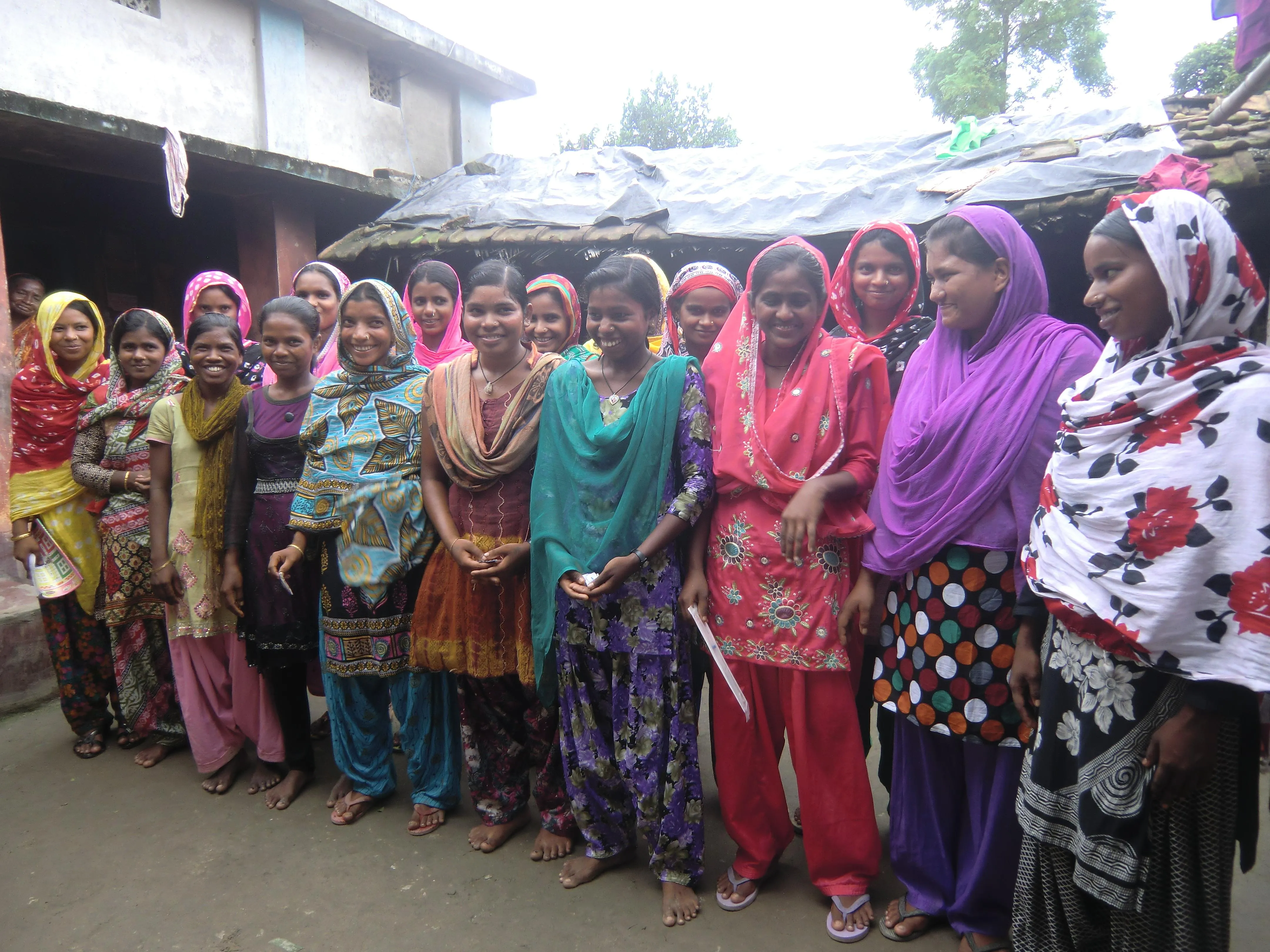 he confident and articulate members of Nooniya Basti’s Kishori group are extremely proud of their family planning advocacy campaign and are successfully reaching out to women in their otherwise conservative Shershabadi Muslim community. (Credit: Ajitha Menon\WFS)