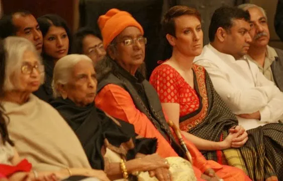 Bimla Poddar (extreme left)