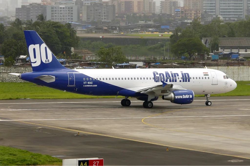 GoAir_Airbus_A320_SDS-2