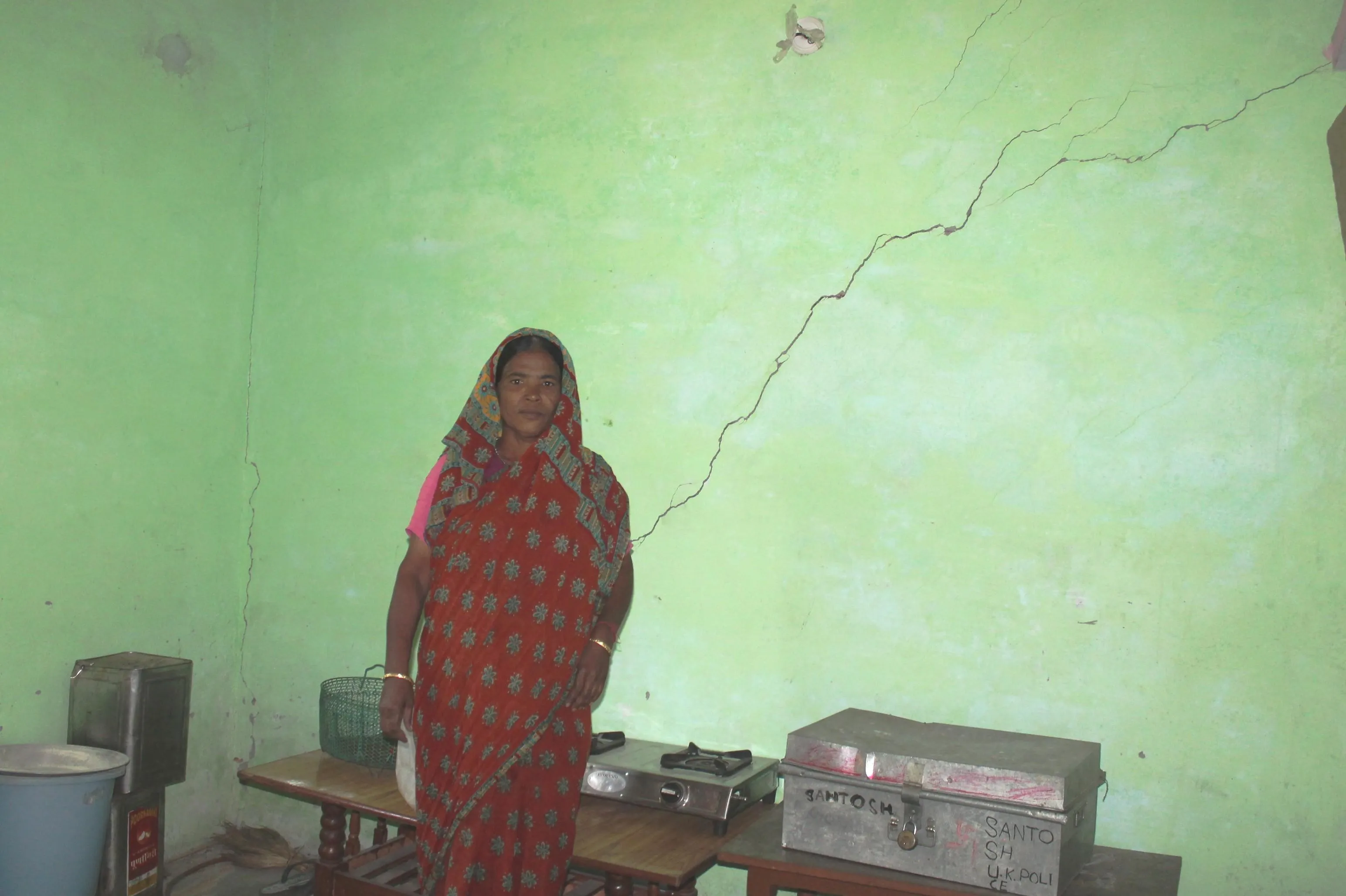 Ever since the devastating cloudburst in Uttarakhand, hill women like Gundi Devi are living under a lot of tension and pressure. ‘Whatever we are facing – an untimely monsoon, unexpected snowfall, flashfloods … it is all because of our greed for ‘development’. (Credit: Chetna Verma\WFS)