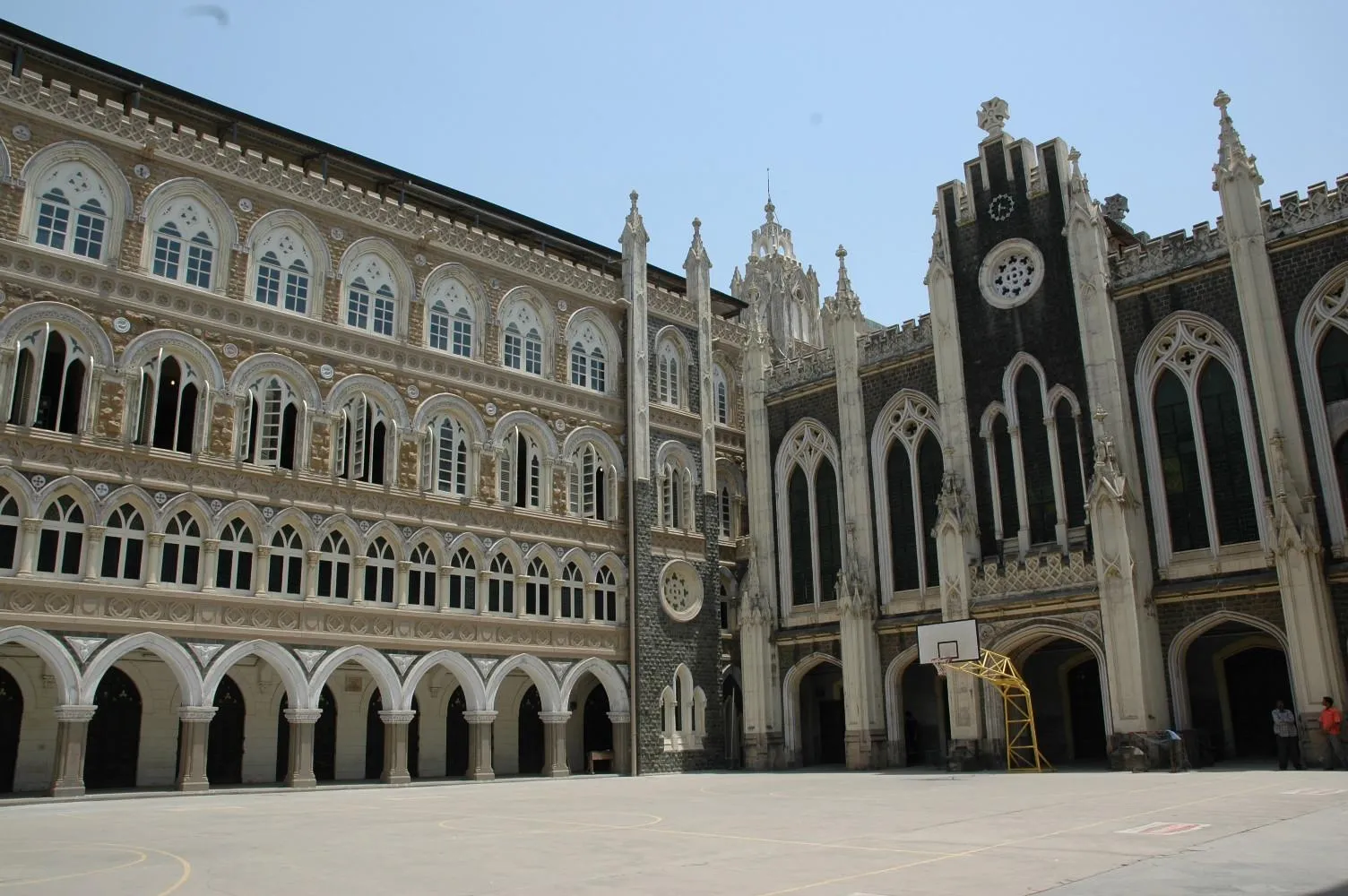 Xaviers_college