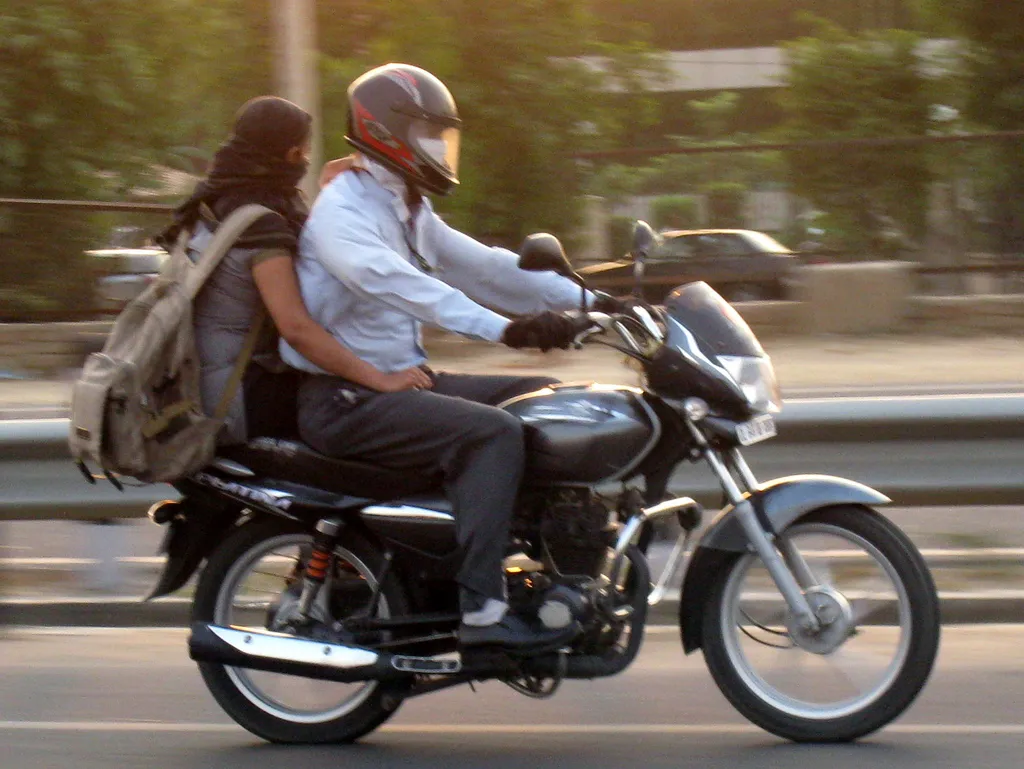 helmet1