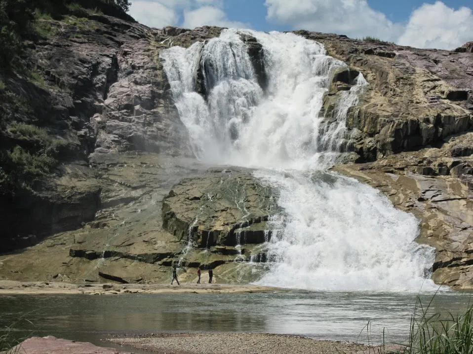 kuntala-waterfalls
