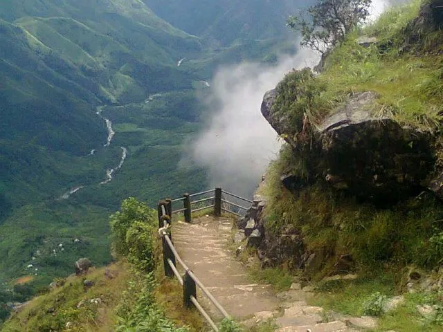 laitlum-canyons-meghalaya (1)