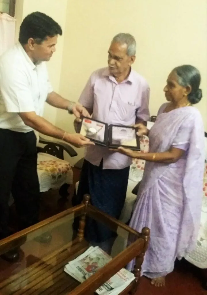 The Indian Army officer meets Sub Major A T Joseph and Thressiamma Joseph, parents of E T Joseph
