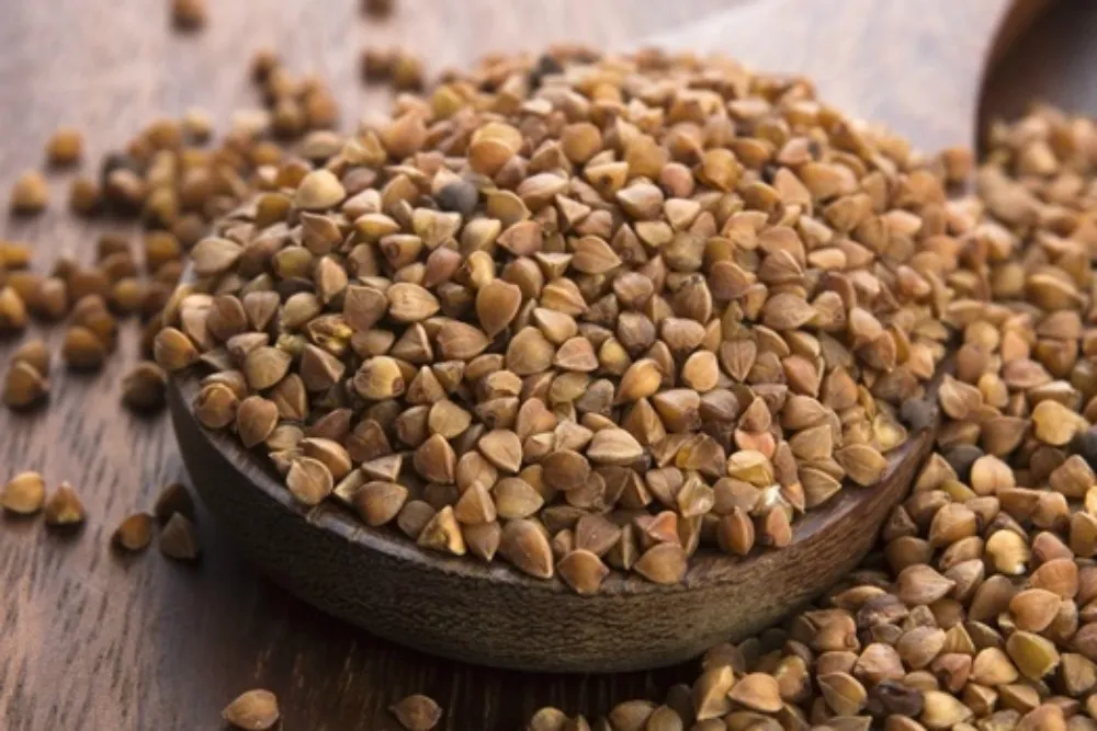 buckwheat-seeds-in-a-bowl