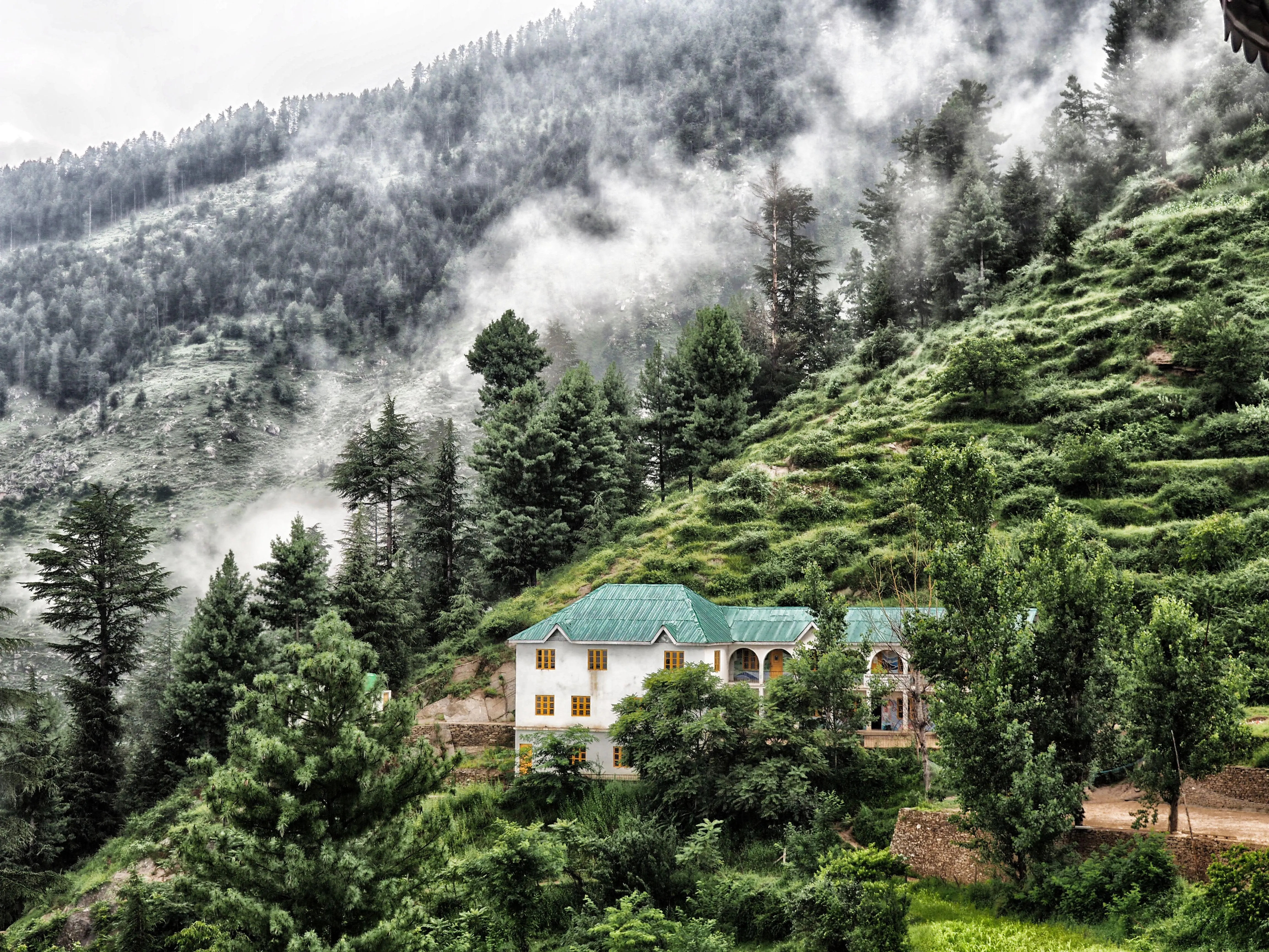 The Saura Mandala Project will provide solar electricity supply to a remote village in Jammu & Kashmir.