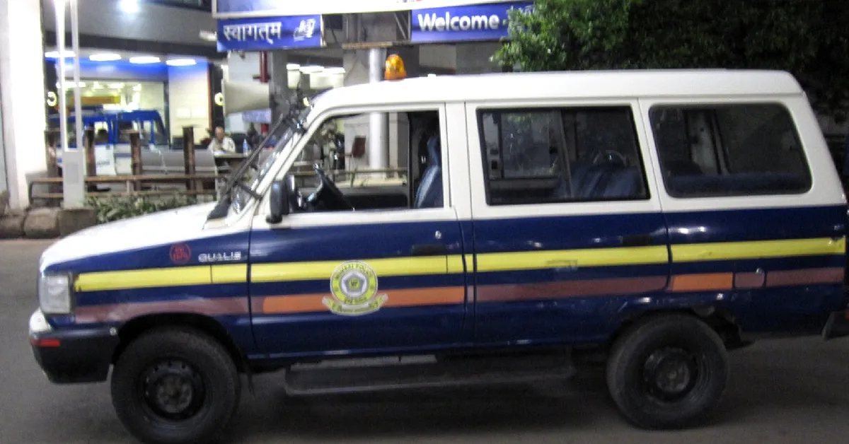 The Mumbai Police acted quickly, and transported the 90-year-old in a van. Representative image only. Image Courtesy: Flickr