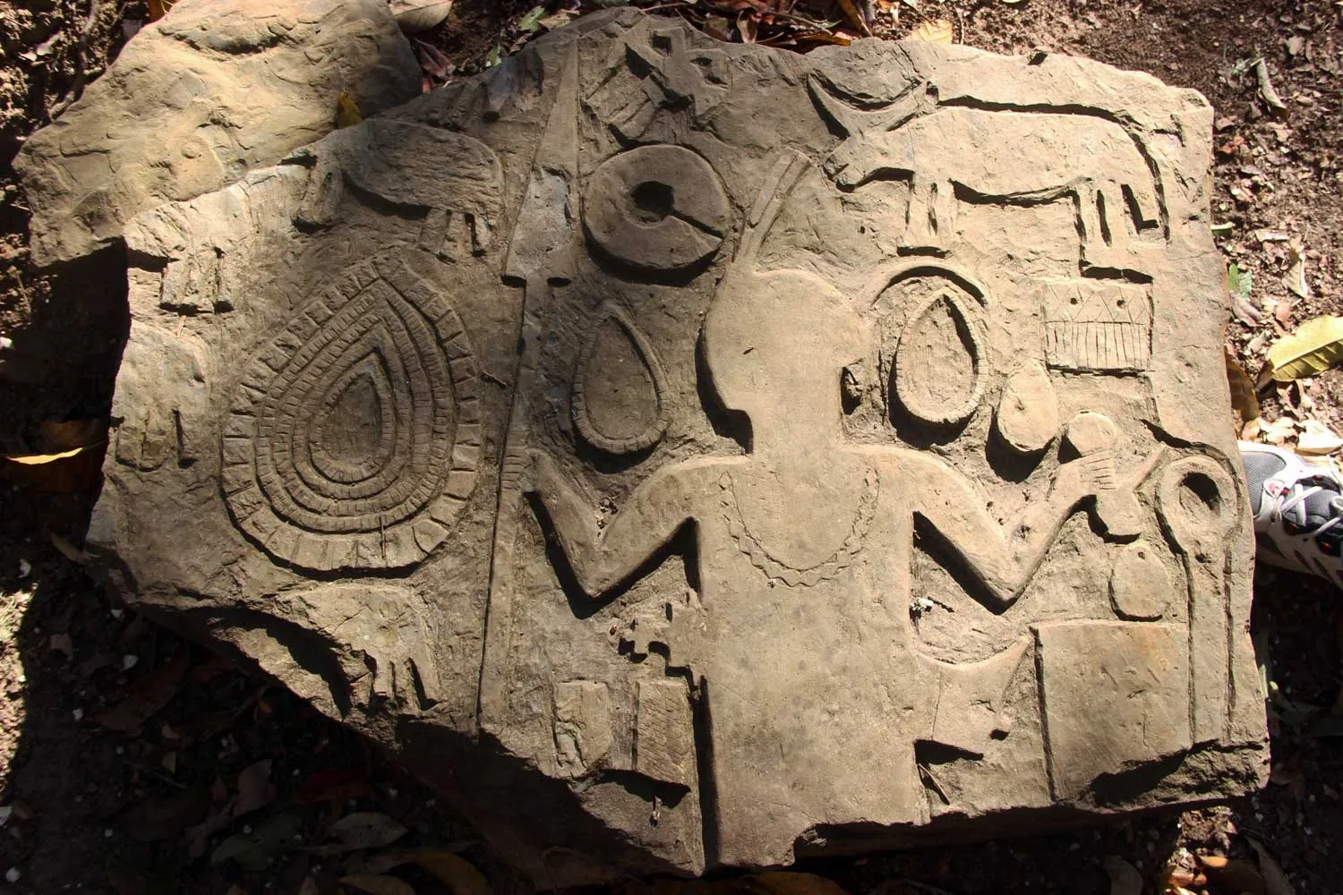 Engravings on a menhir at Vangchchia