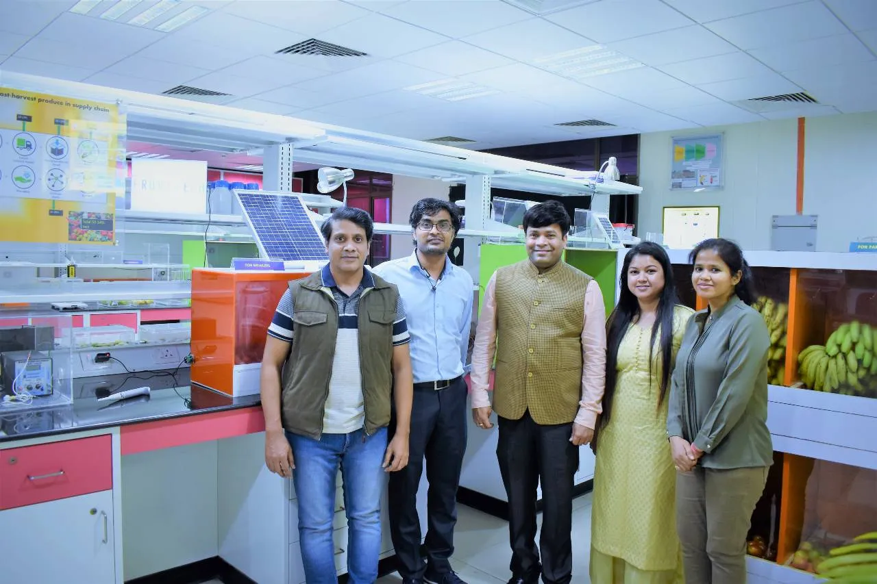 Dr Jagadis and his team of researchers