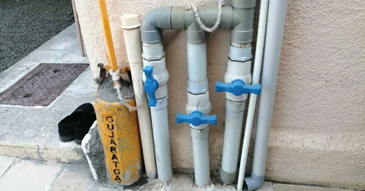sustainable house rainwater harvesting solar