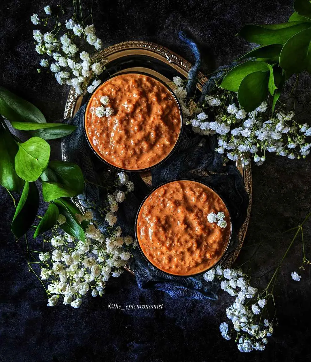 Nolen gur payesh, a dessert served in Kolkata made with jaggery and milk