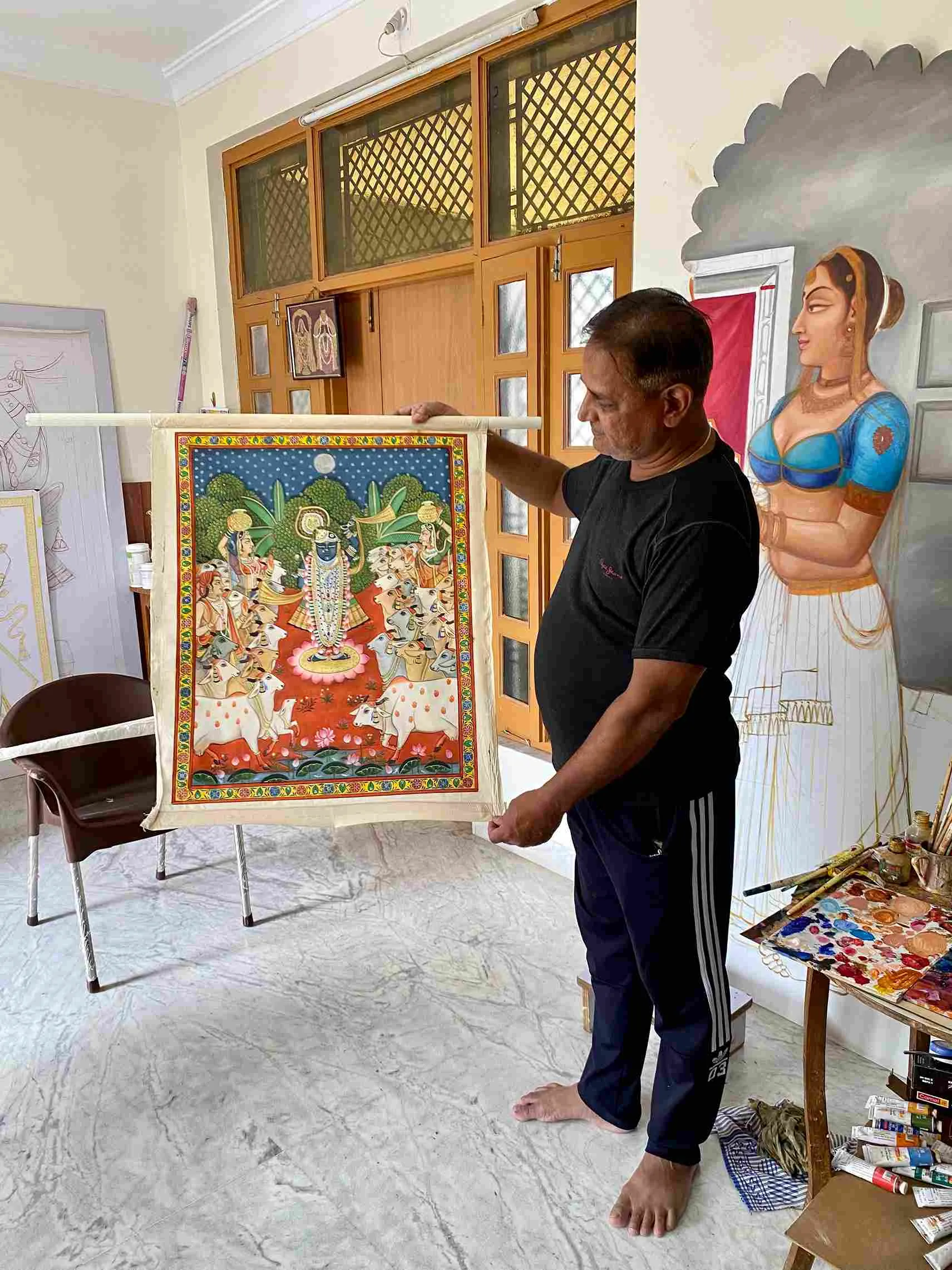 The artists of Nathdwara are involved in preserving the pichvai form of art as tribute to Shreenathji