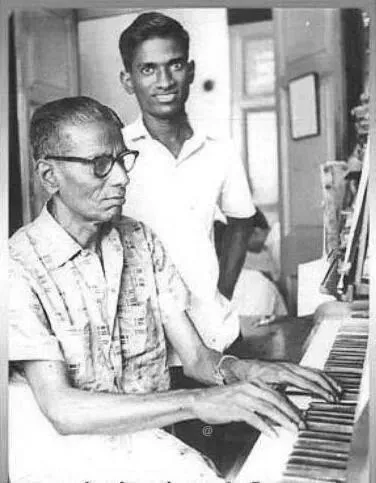 Raaja with Dhanraj master