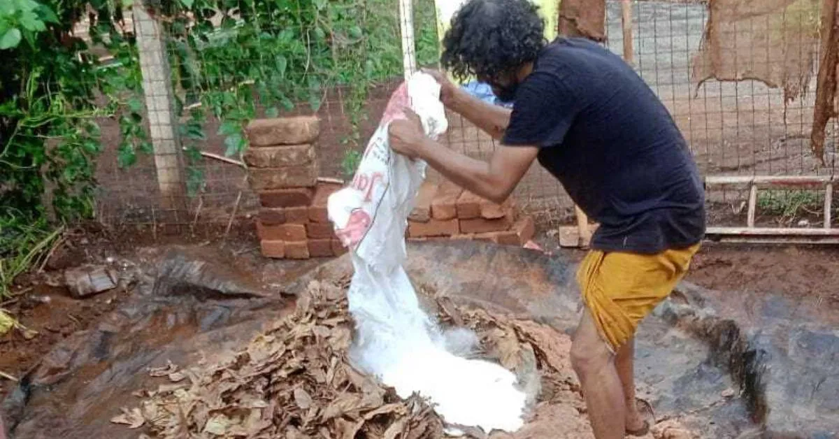 The house uses a unique dry septic tank filled with a mix of dry leaves, lime and saw dust. 