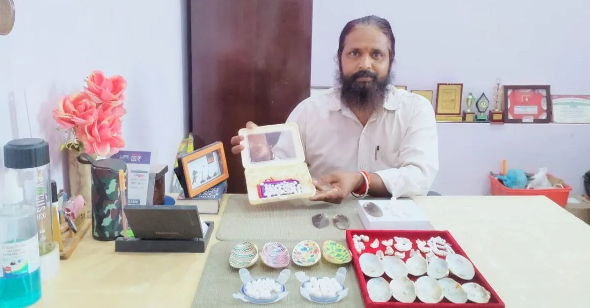 Priced at Rs 500 each pearl, Vinod earns an income of Rs 20 lakh, which is thrice the investment amount.