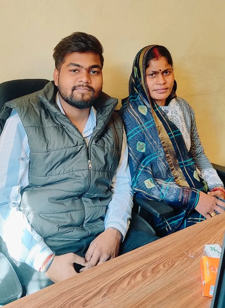Amit helped Saroj with the digital marketing, packaging of the business