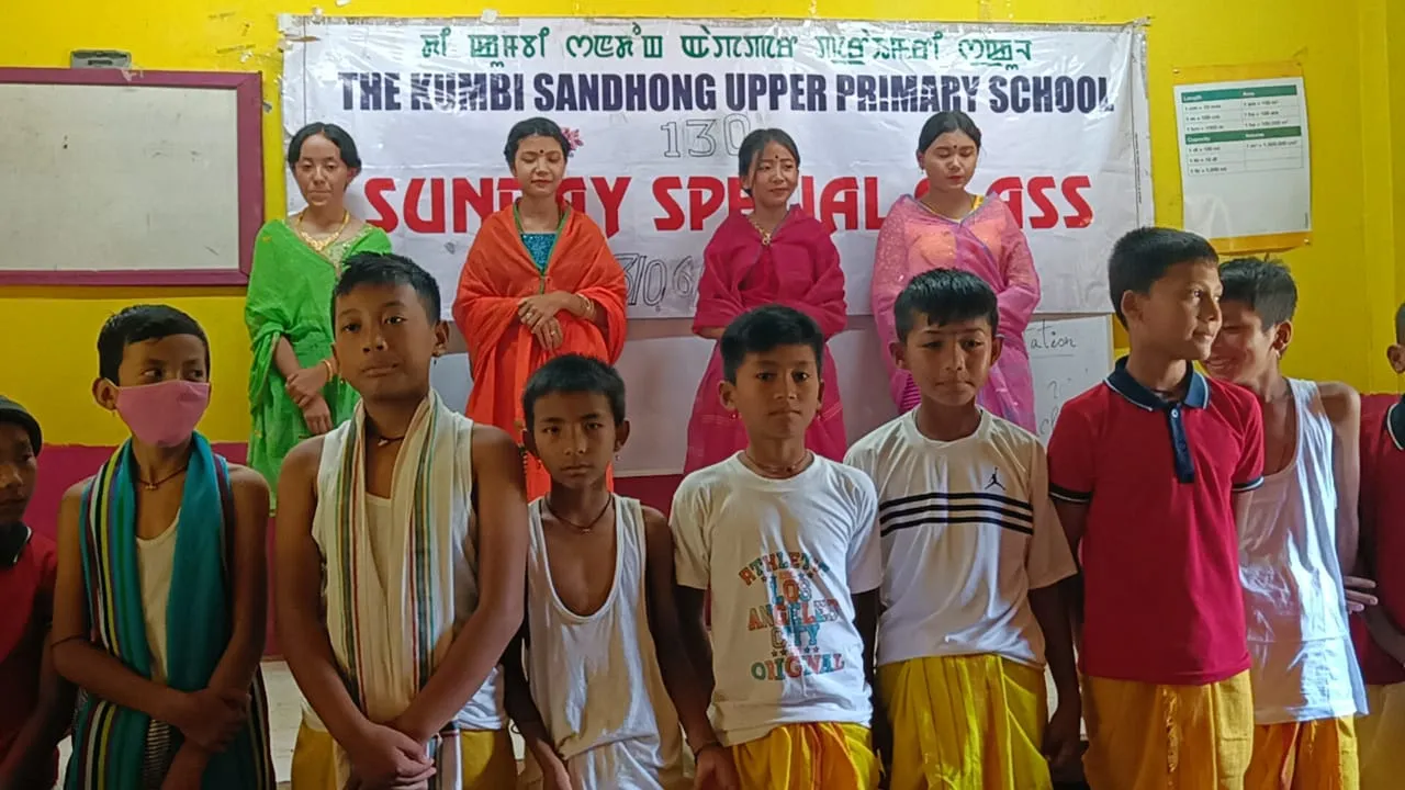 Students of the Kumbi Sadhong Upper Primary School participate in Indrakumar Singh's Sunday Special Class. 
