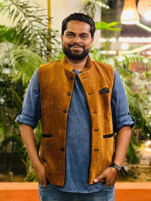 Growing up in Delhi, Suhail witnessed the growing menace of plastic waste