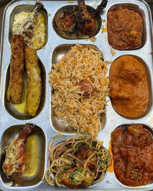 Al-Yamin's scrumptious platter centred with fragrant Biryani.