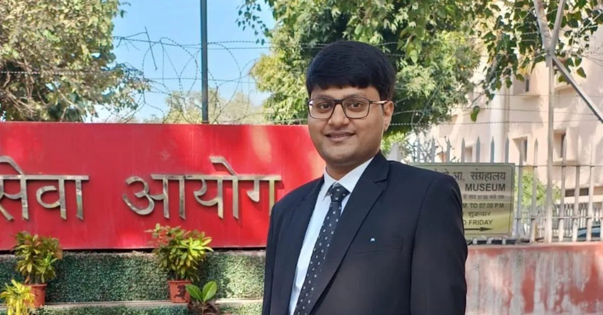 Aryendra advocates choosing interest and passion over perceived ease when selecting optional subjects. 