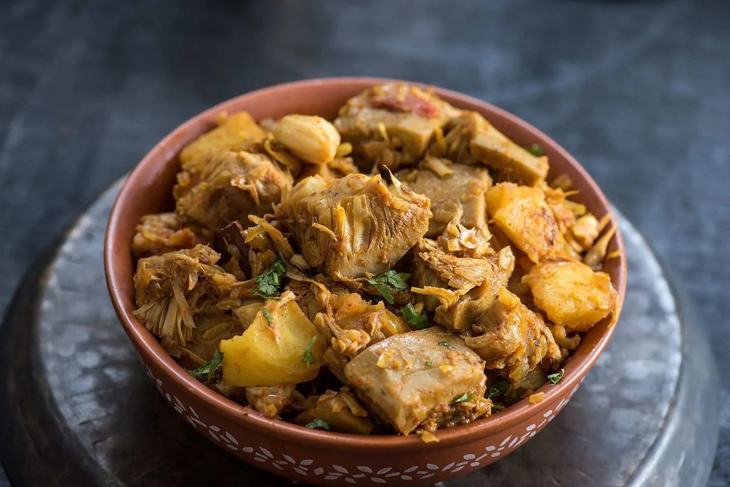 You can make different delicious meals with your kids once the jackfruit is harvested